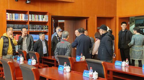 参观城研中心9-黄卓辉