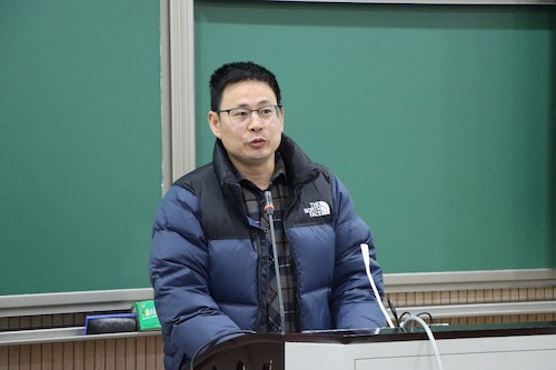 重庆时时彩
公管处副处长王伟解读公用房改革办法